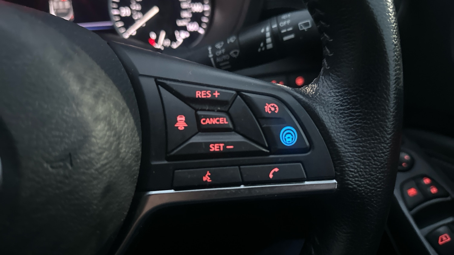 Used Nissan Juke 2020 for sale - 76602216: Photo 24