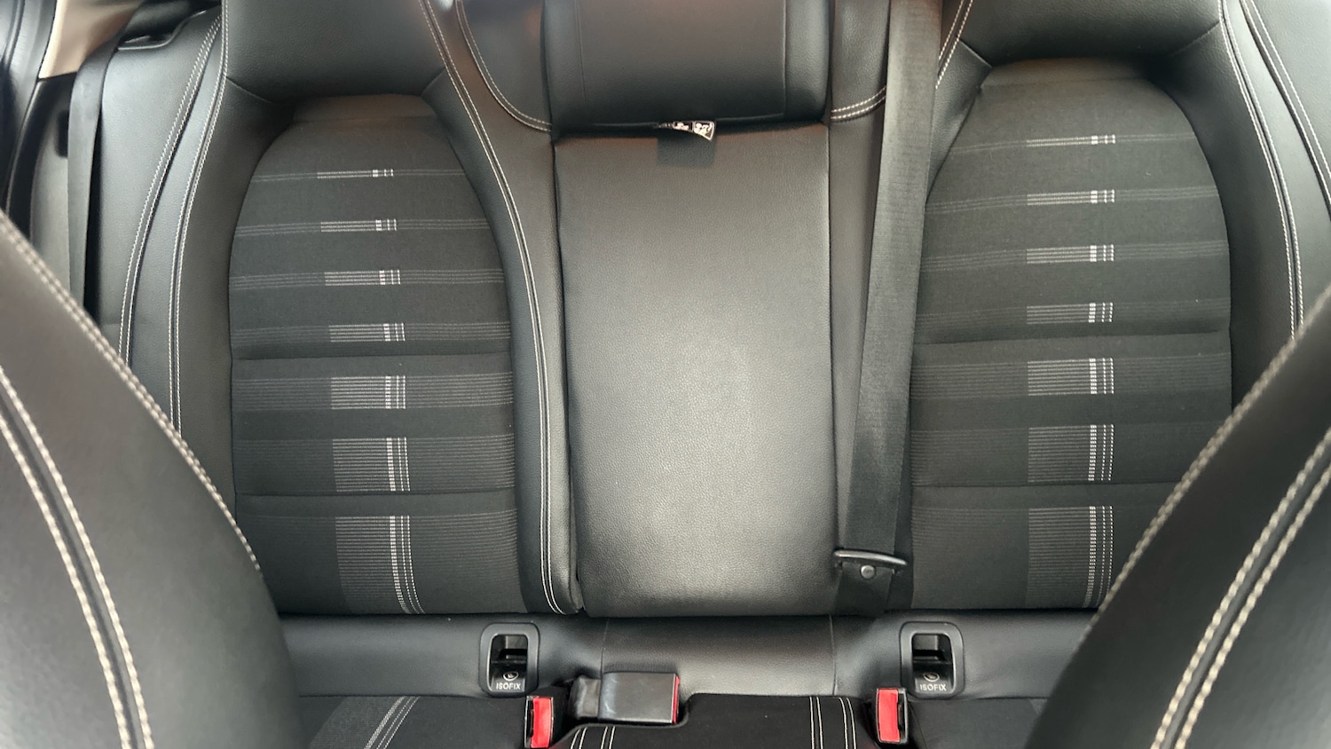 Used Mercedes-Benz GLA 2018 for sale - 77988963: Photo 15