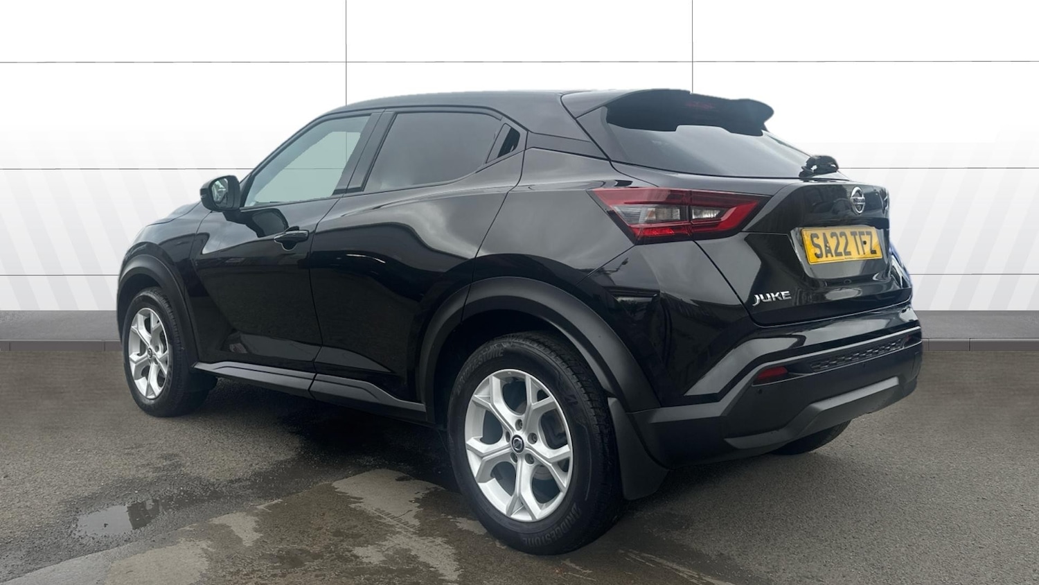 Used Nissan Juke 2022 for sale - 76330357: Photo 2