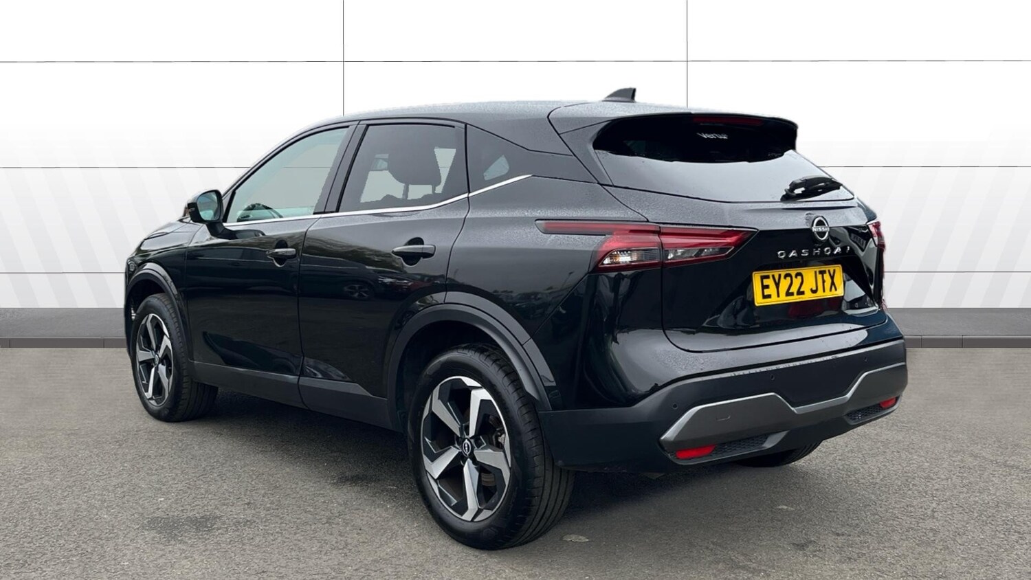 Used Nissan Qashqai 2022 for sale - 76252286: Photo 2