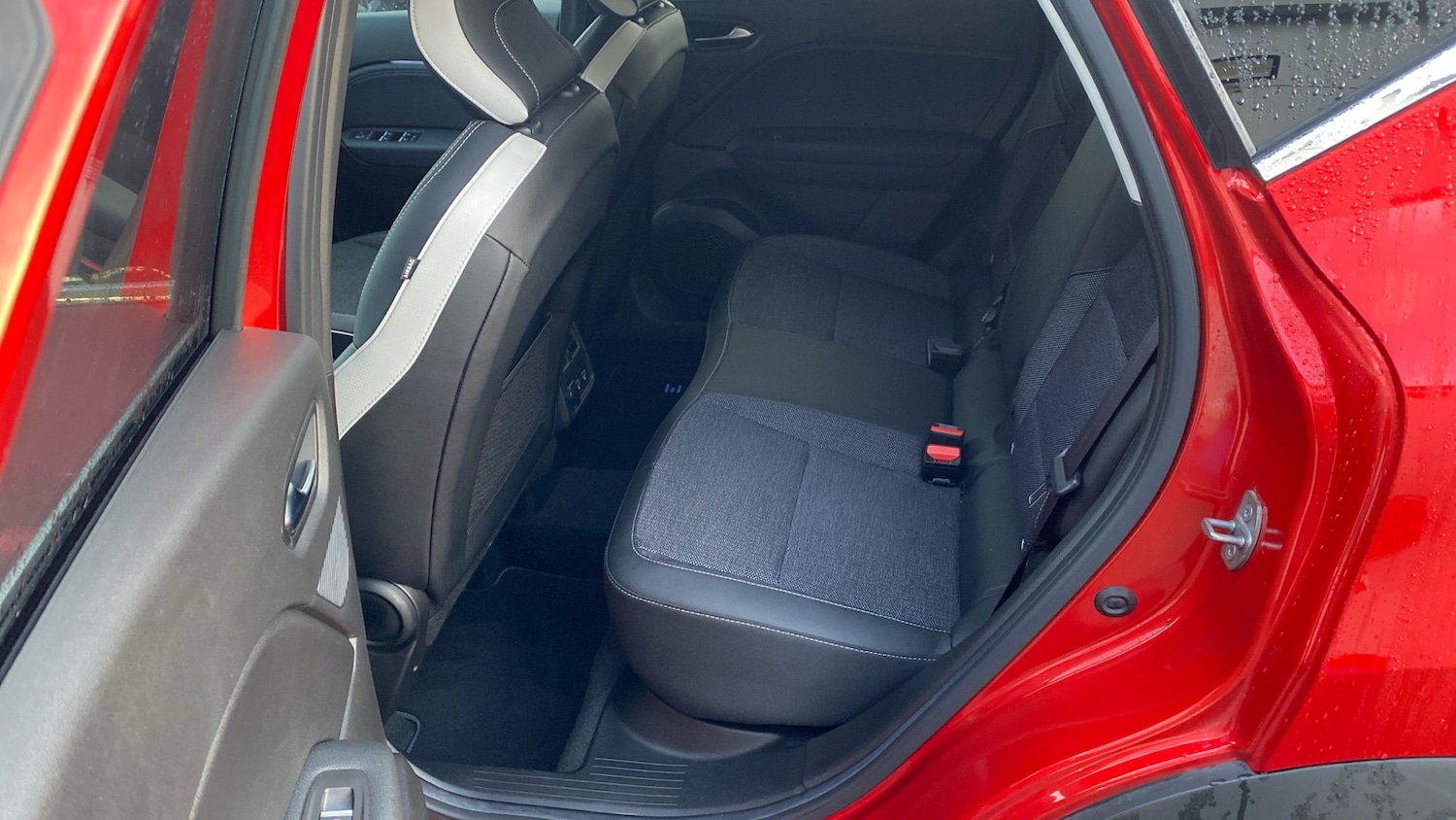 Used Renault Captur 2023 for sale - 77004285: Photo 16