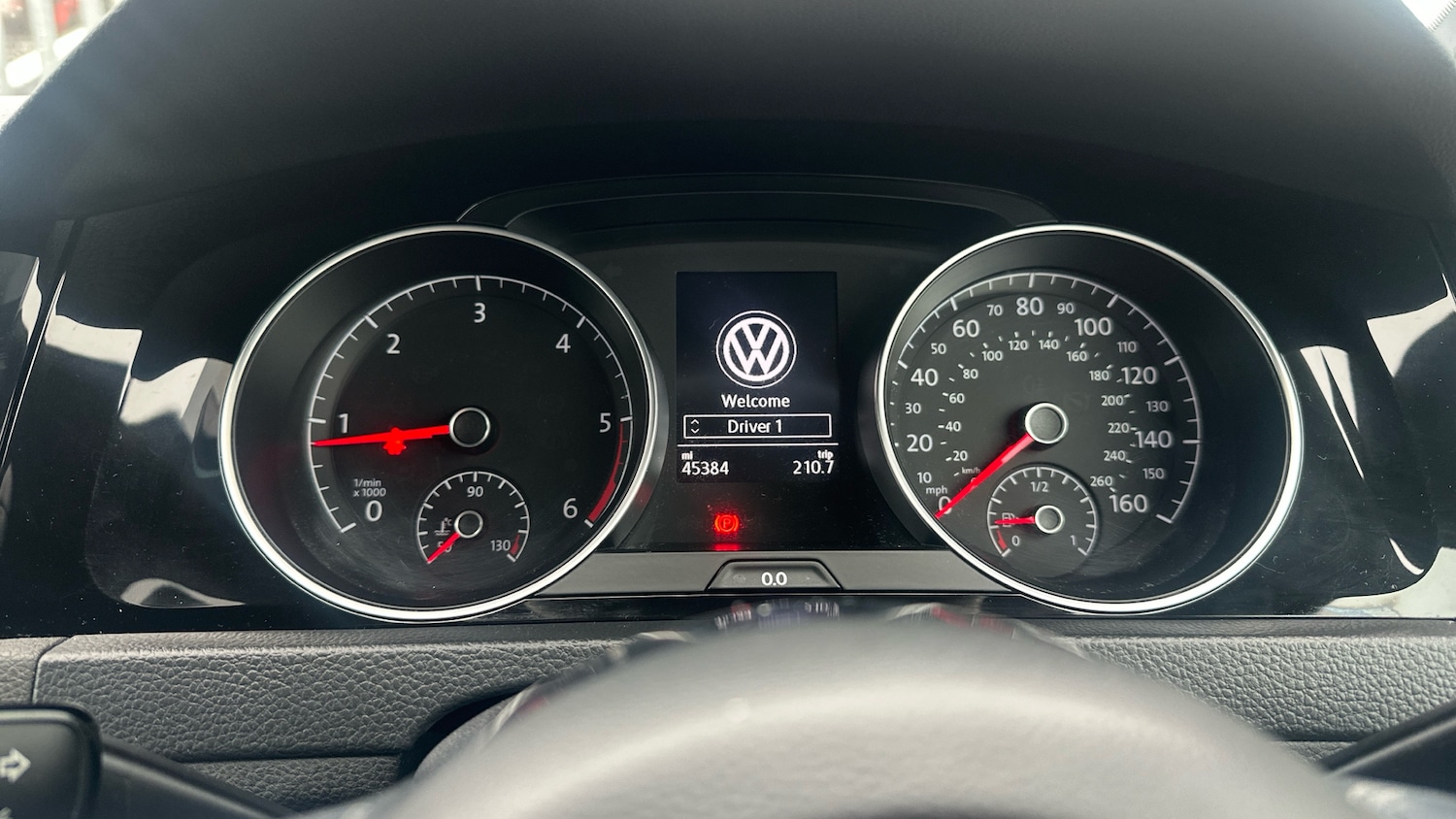 Used Volkswagen Golf 2017 for sale - 76640793: Photo 18