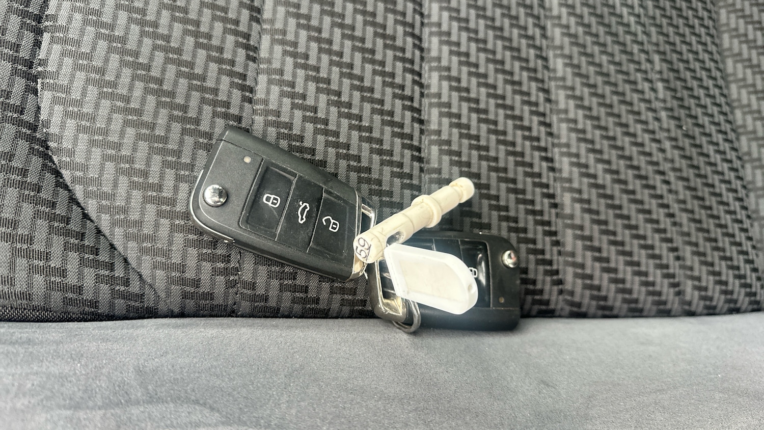 Used Volkswagen Golf 2017 for sale - 76640793: Photo 20