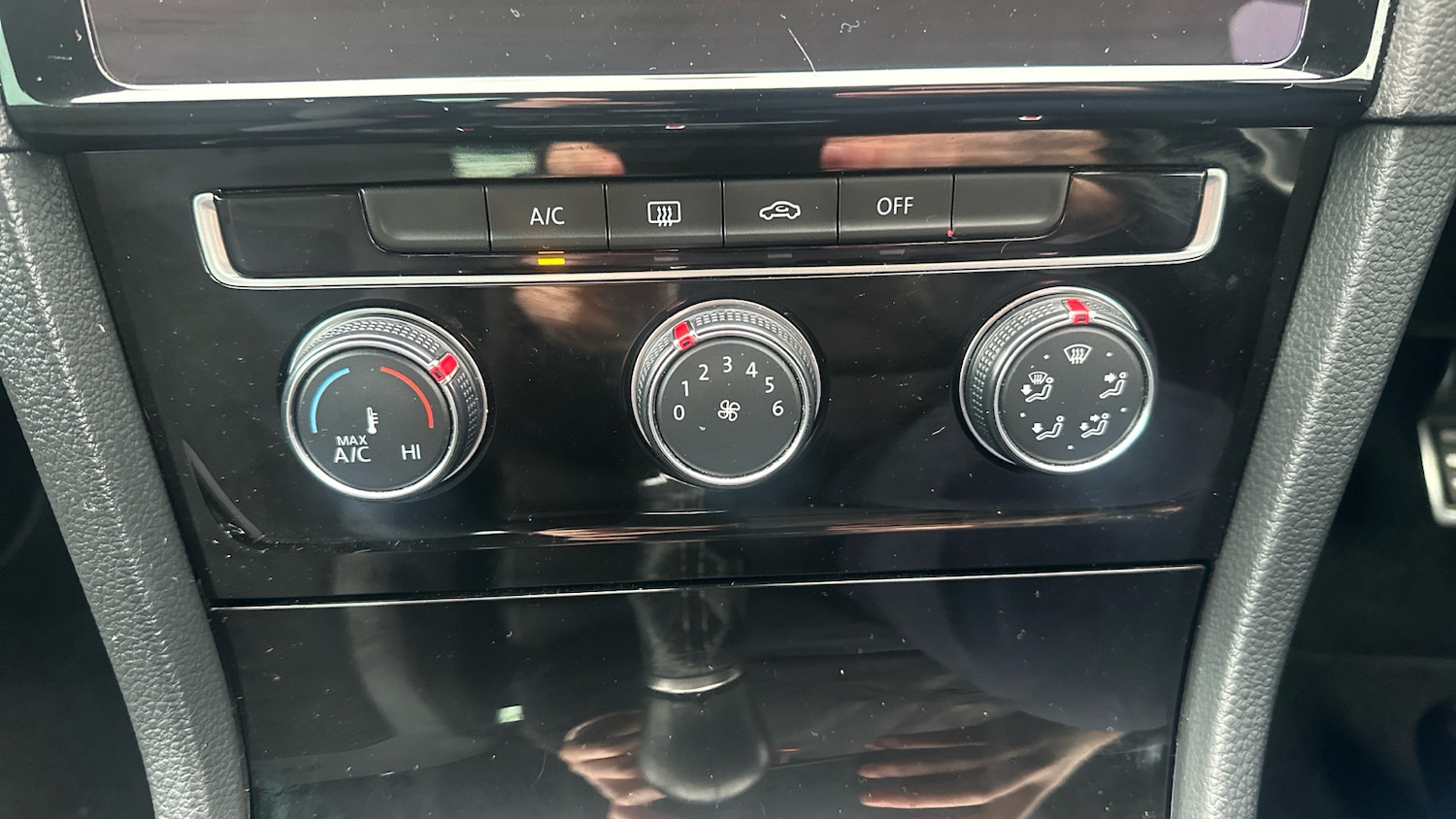 Used Volkswagen Golf 2017 for sale - 76640793: Photo 26