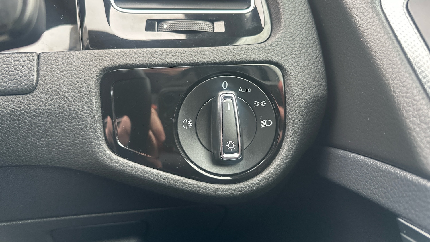 Used Volkswagen Golf 2017 for sale - 76640793: Photo 29