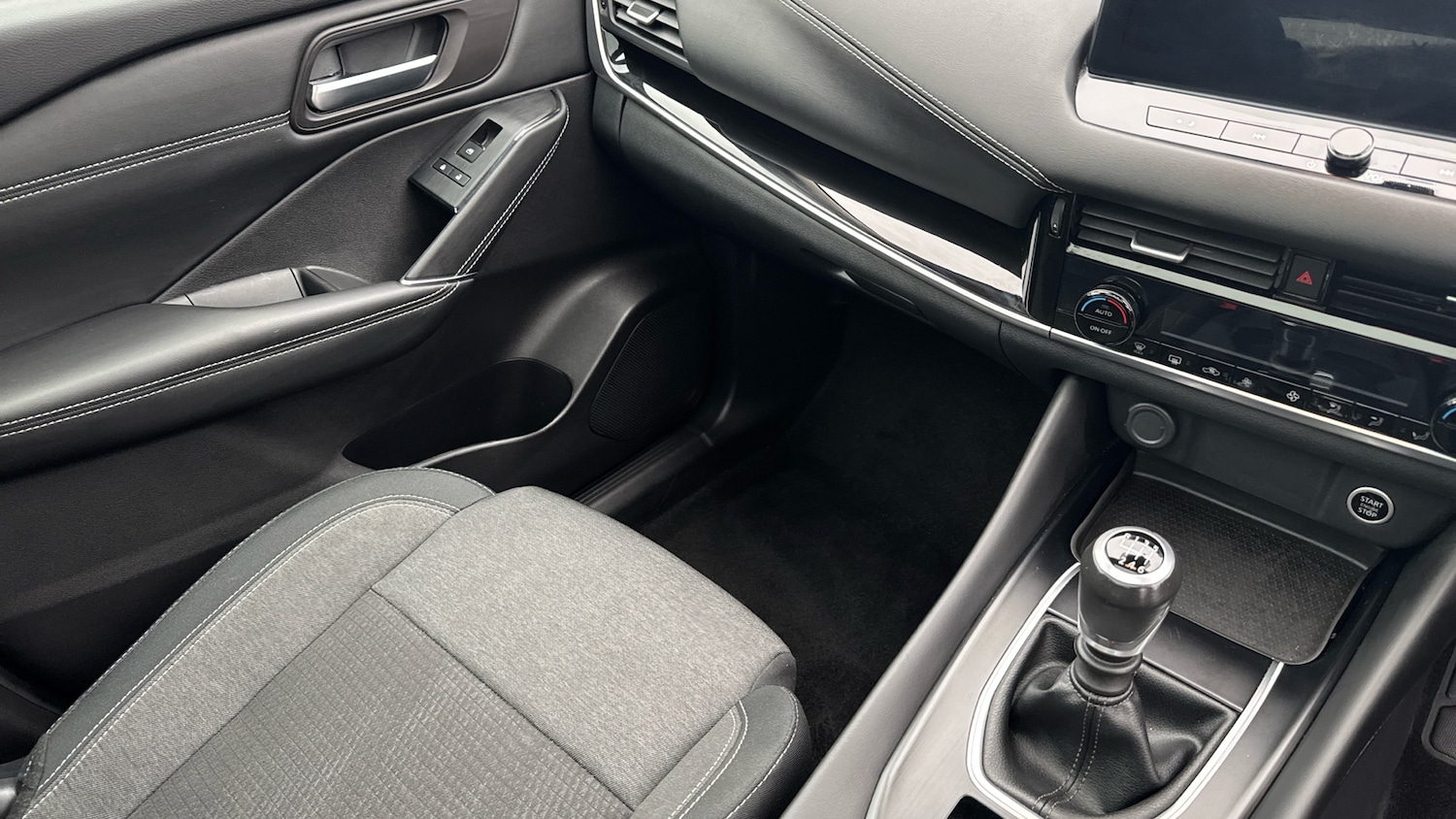 Used Nissan Qashqai 2022 for sale - 76402314: Photo 14