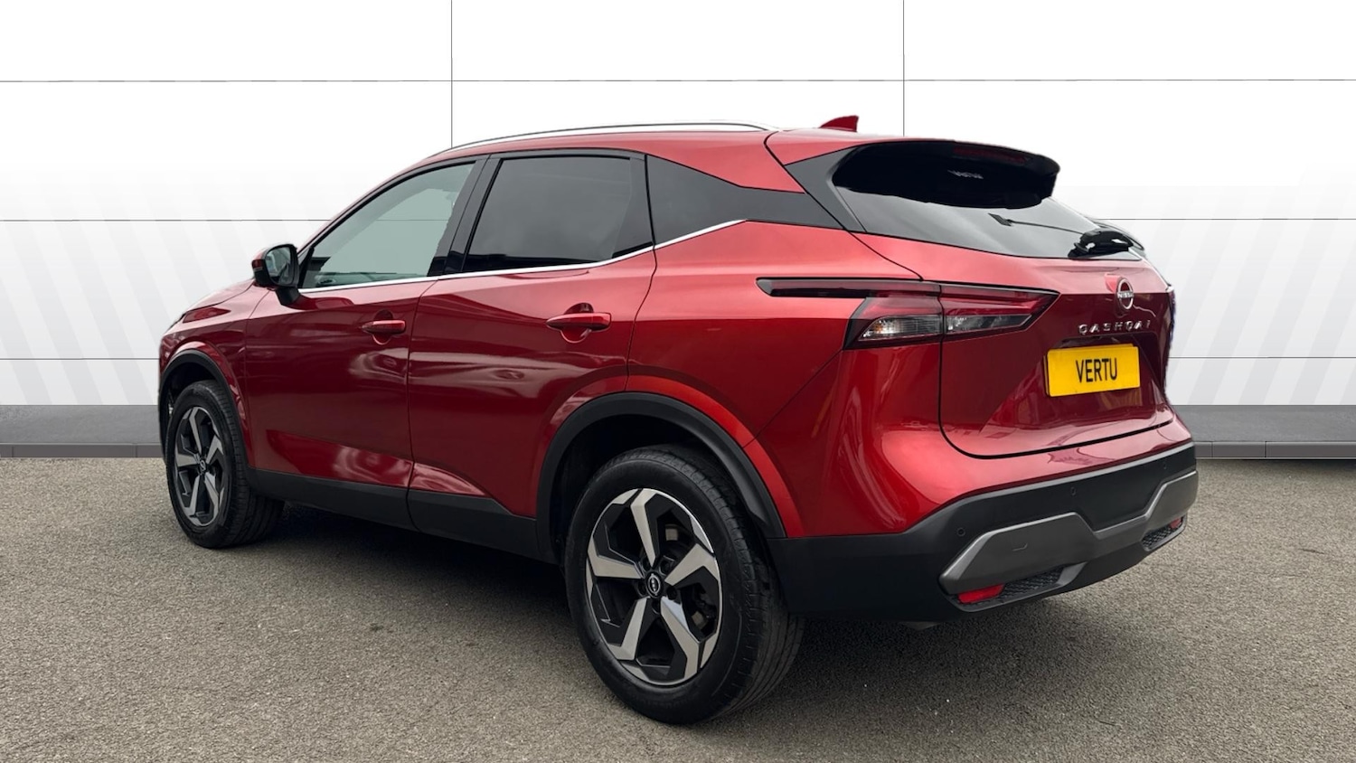 Used Nissan Qashqai 2022 for sale - 76402314: Photo 2