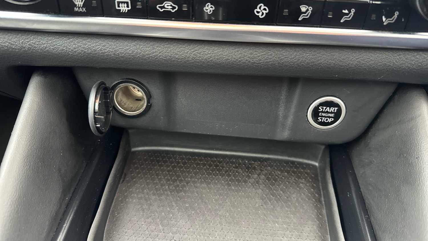 Used Nissan Qashqai 2022 for sale - 76402314: Photo 30