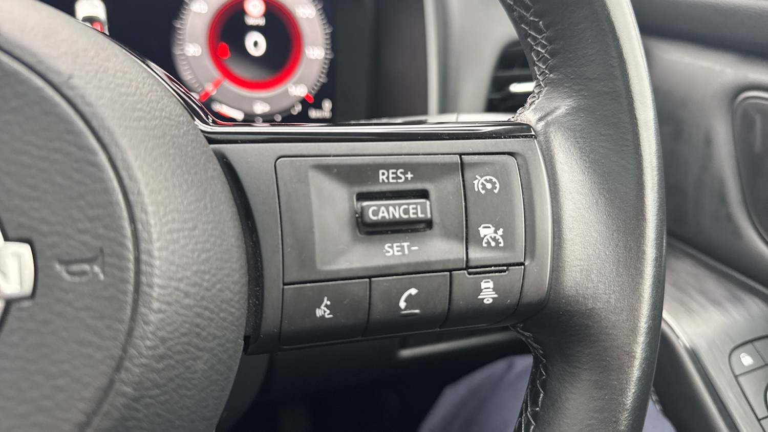 Used Nissan Qashqai 2022 for sale - 76402314: Photo 40