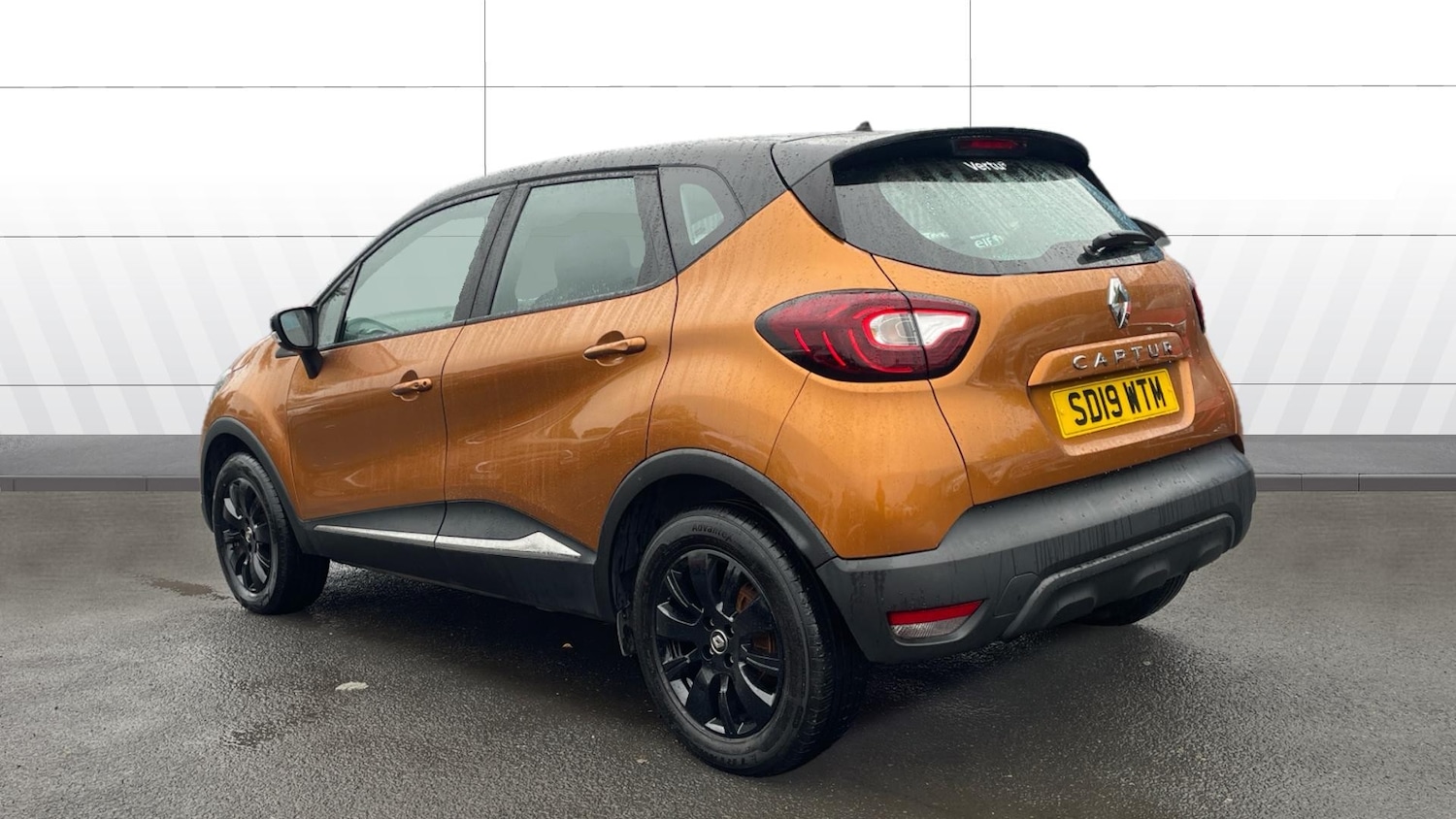 Used Renault Captur 2019 for sale - 76026959: Photo 2