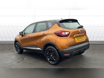 Used Renault Captur 2019 for sale - 76026959: Photo 2