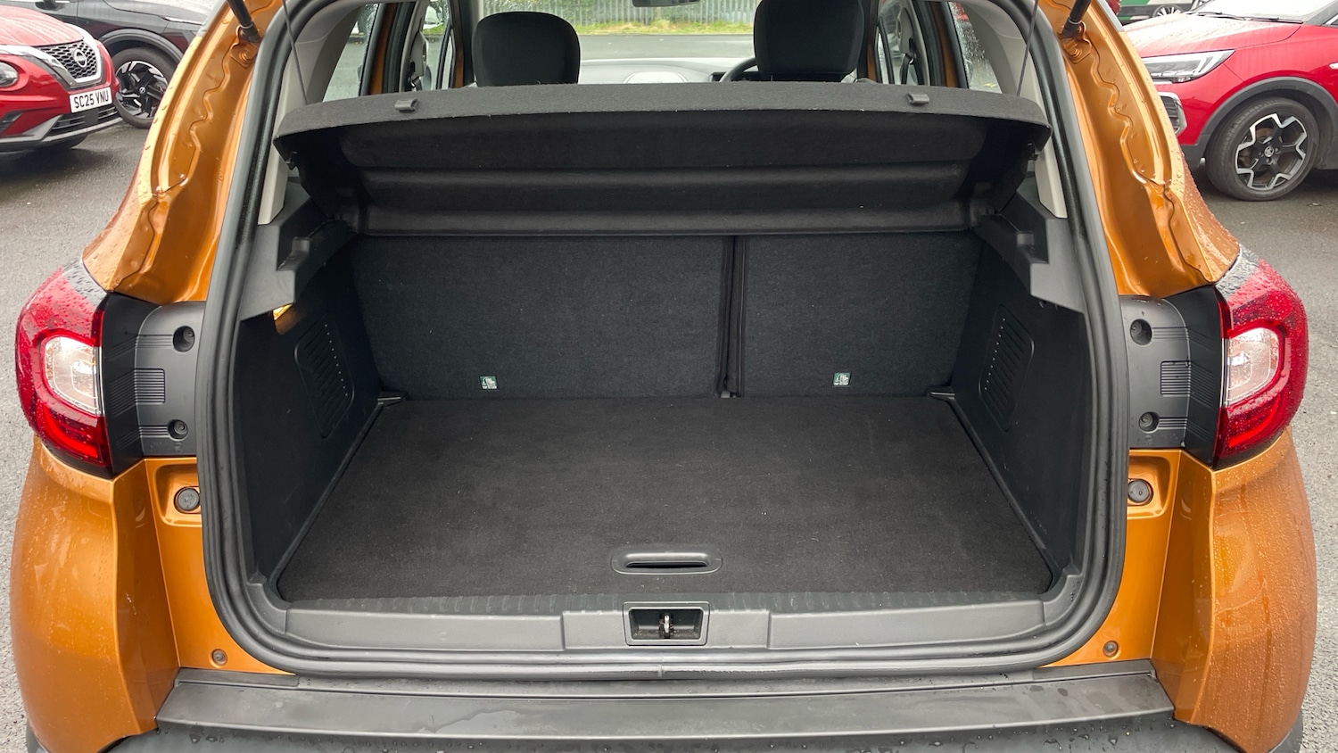 Used Renault Captur 2019 for sale - 76026959: Photo 4