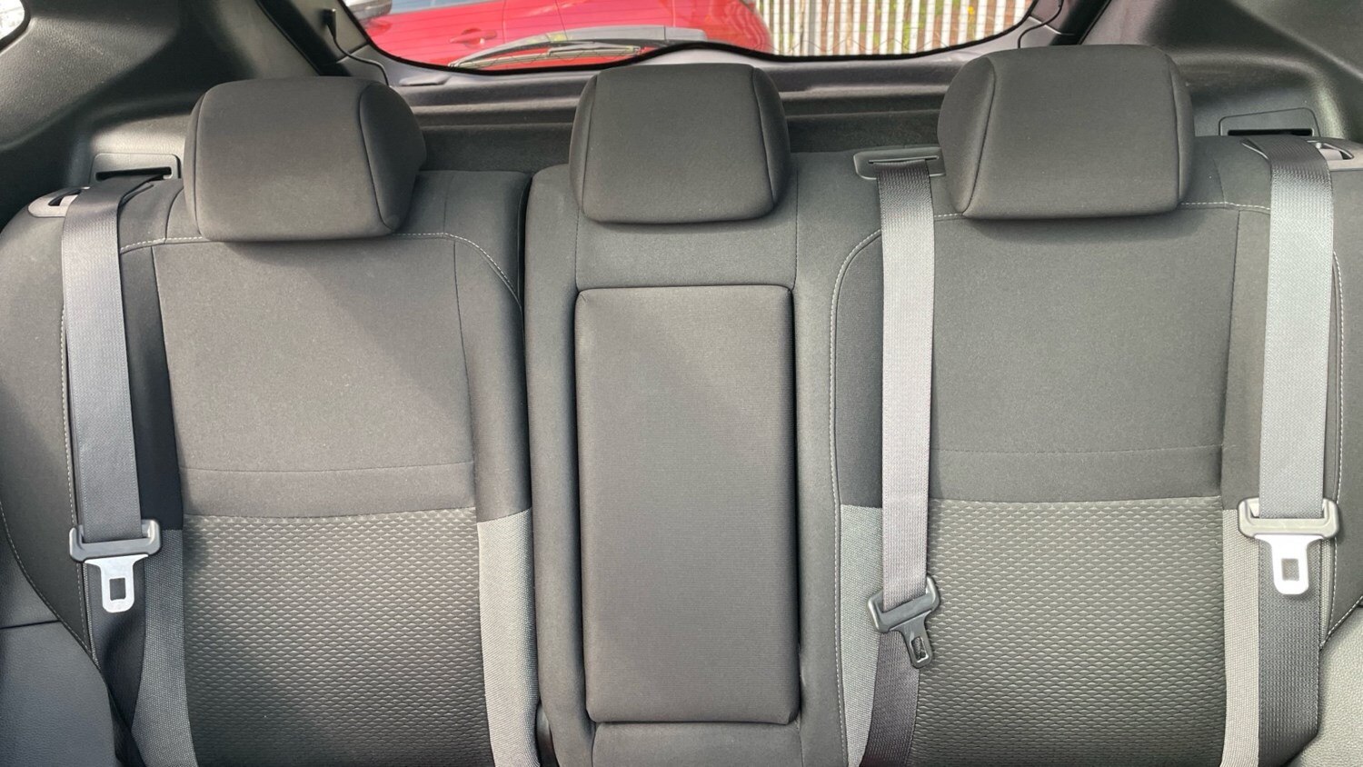 2020 Nissan Qashqai 1.3 DiG-T 160 N-Connecta 5dr Petrol Hatchback Hatchback Petr - Picture 15 of 24