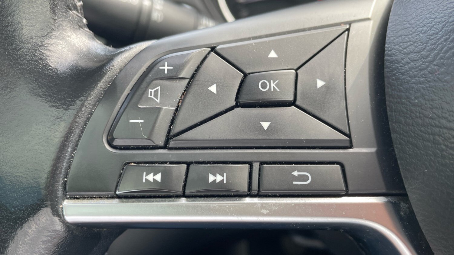 2020 Nissan Qashqai 1.3 DiG-T 160 N-Connecta 5dr Petrol Hatchback Hatchback Petr - Picture 23 of 24