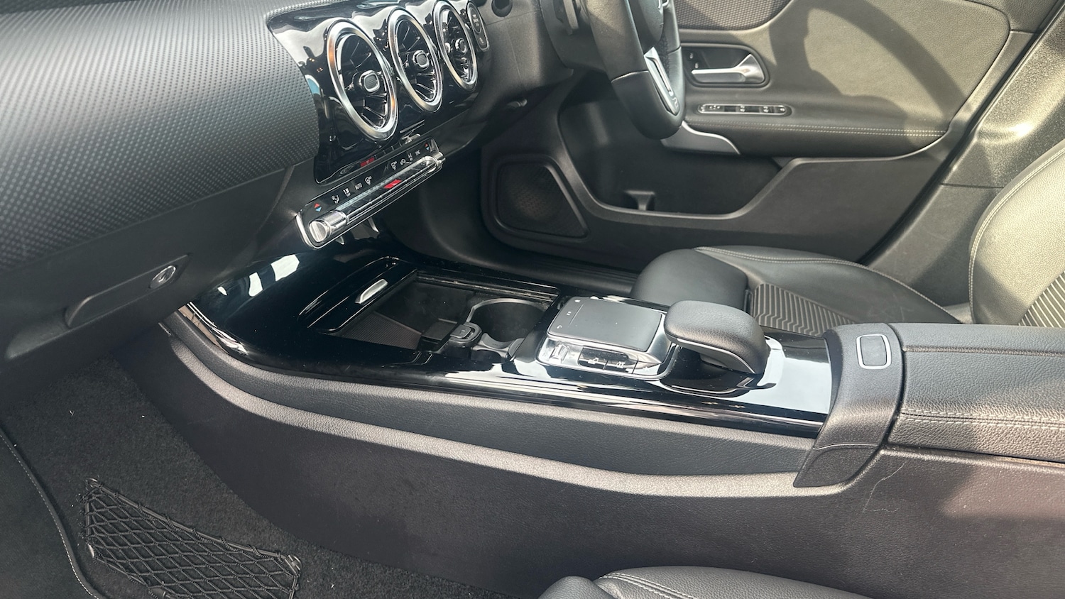 Used Mercedes-Benz A-Class 2018 for sale - 76672241: Photo 13