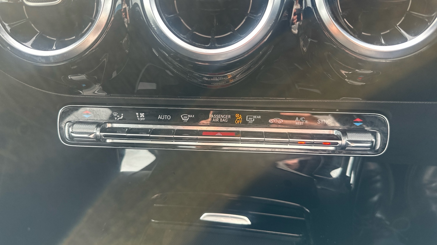 Used Mercedes-Benz A-Class 2018 for sale - 76672241: Photo 24