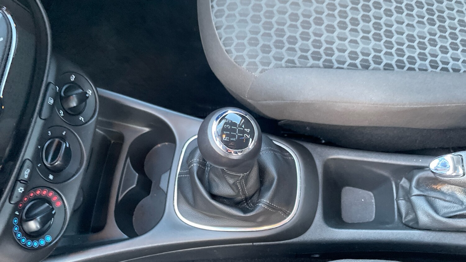 Used Vauxhall Corsa 2018 for sale - 77975762: Photo 13