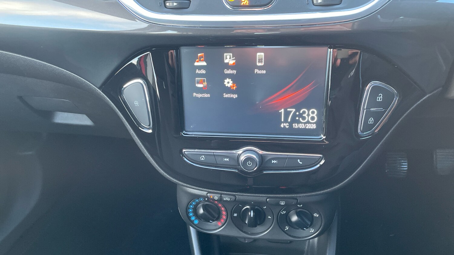 Used Vauxhall Corsa 2018 for sale - 77975762: Photo 21