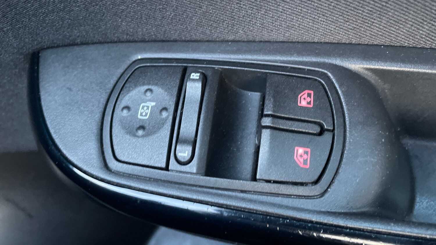 Used Vauxhall Corsa 2018 for sale - 77975762: Photo 26