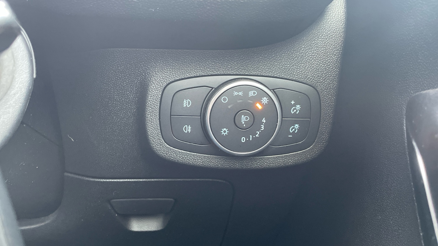 Used Ford Fiesta 2019 for sale - 76782504: Photo 25