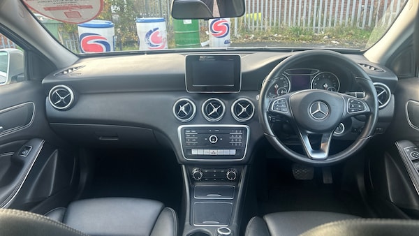 Used Mercedes-Benz A-Class 2018 for sale - 76232234: Photo 10