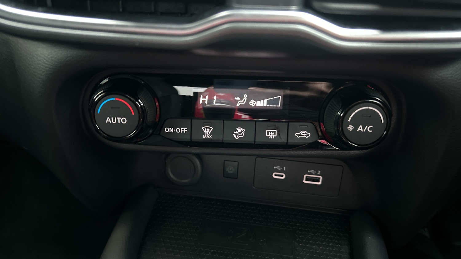 Used Nissan Juke 2024 for sale - 77026052: Photo 25