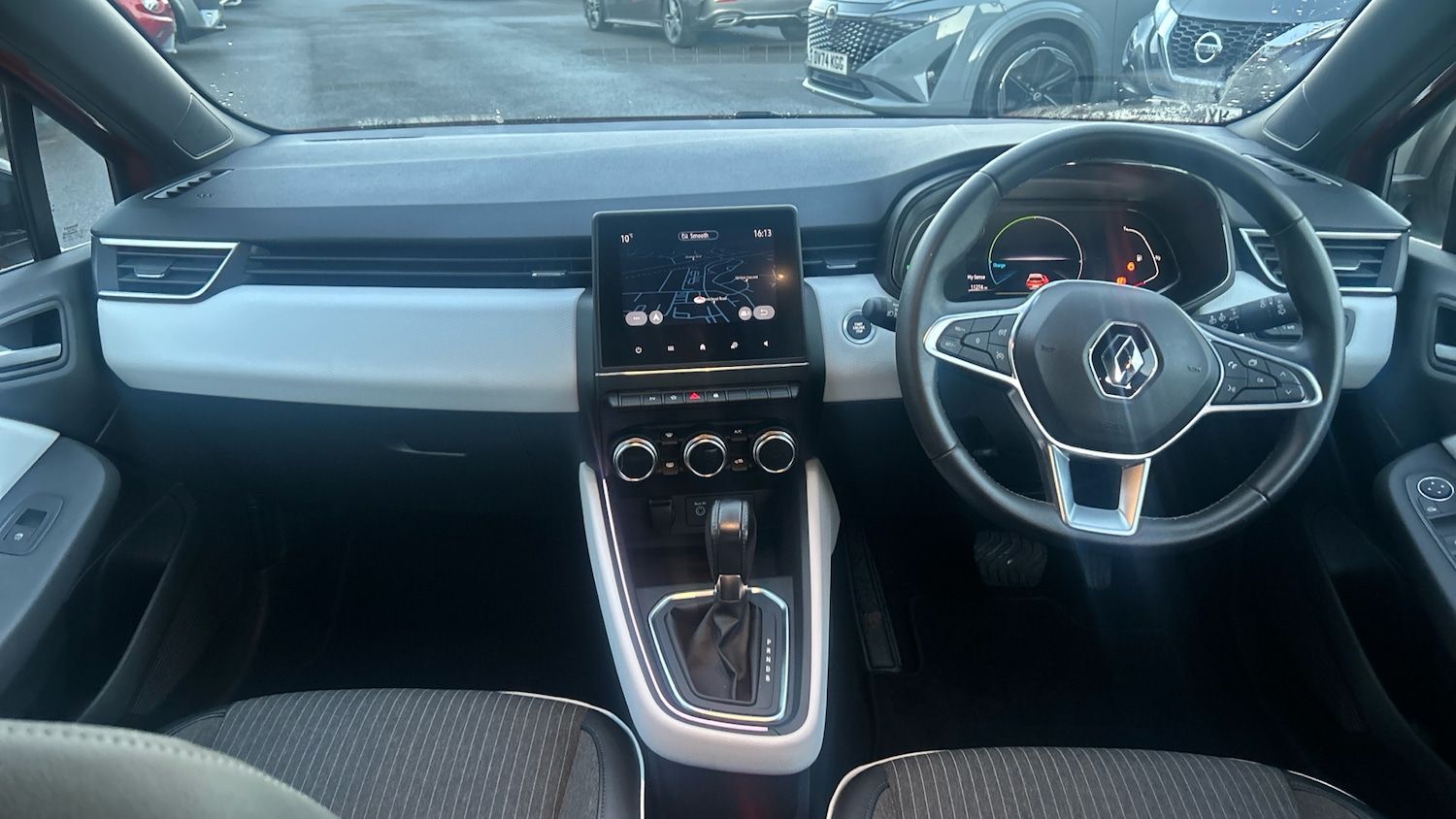 Used Renault Clio 2022 for sale - 76653075: Photo 10