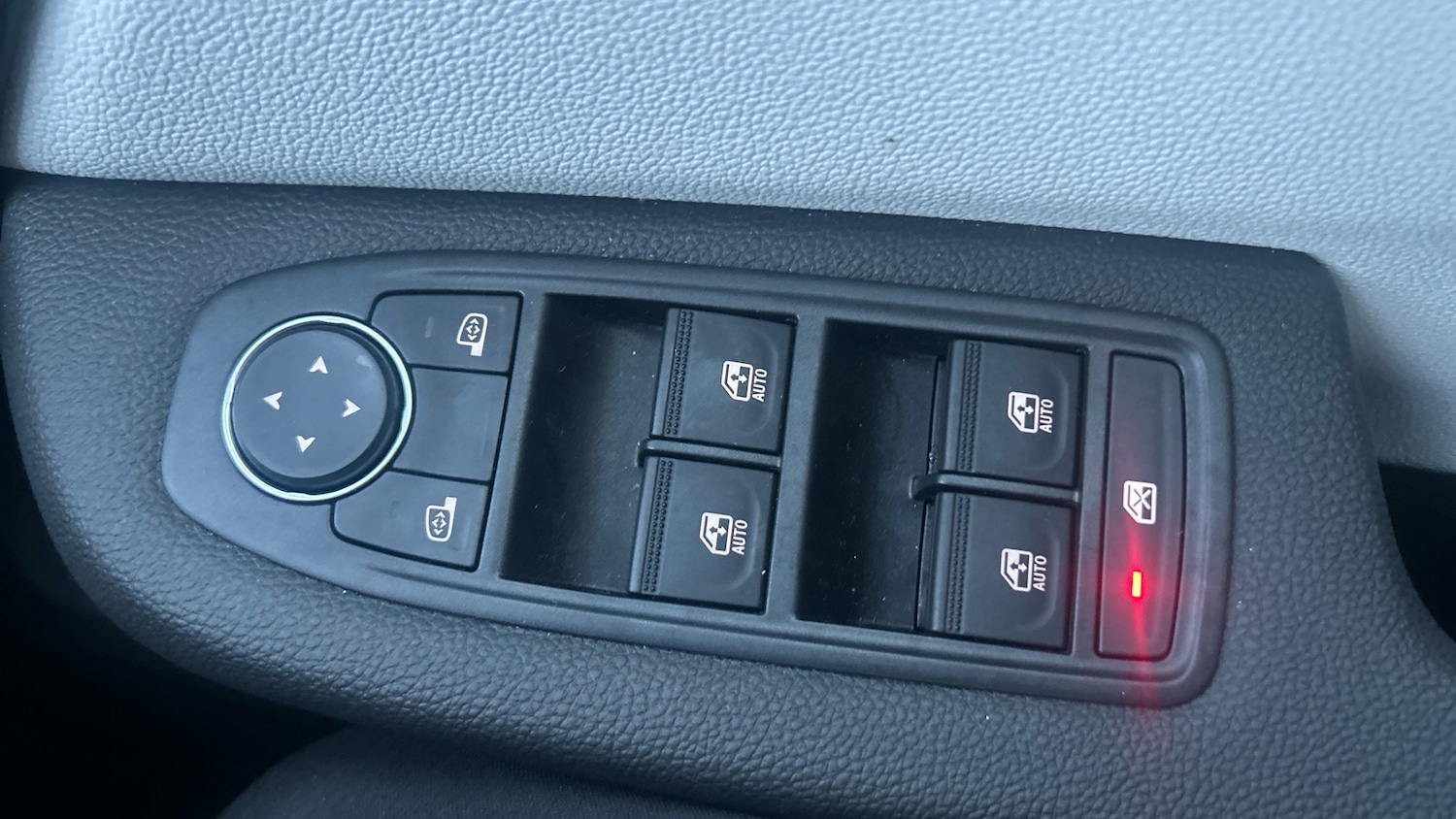 Used Renault Clio 2022 for sale - 76653075: Photo 24