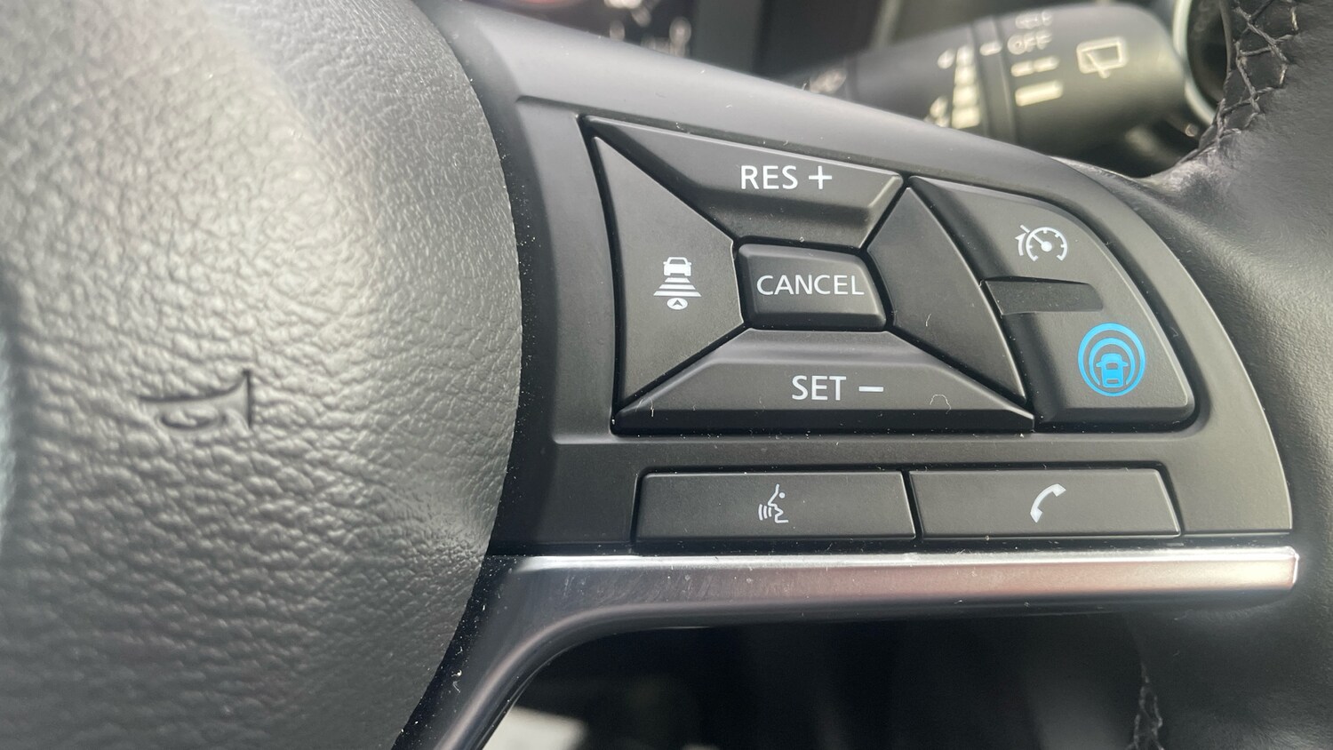 Used Nissan Juke 2024 for sale - 76252600: Photo 28