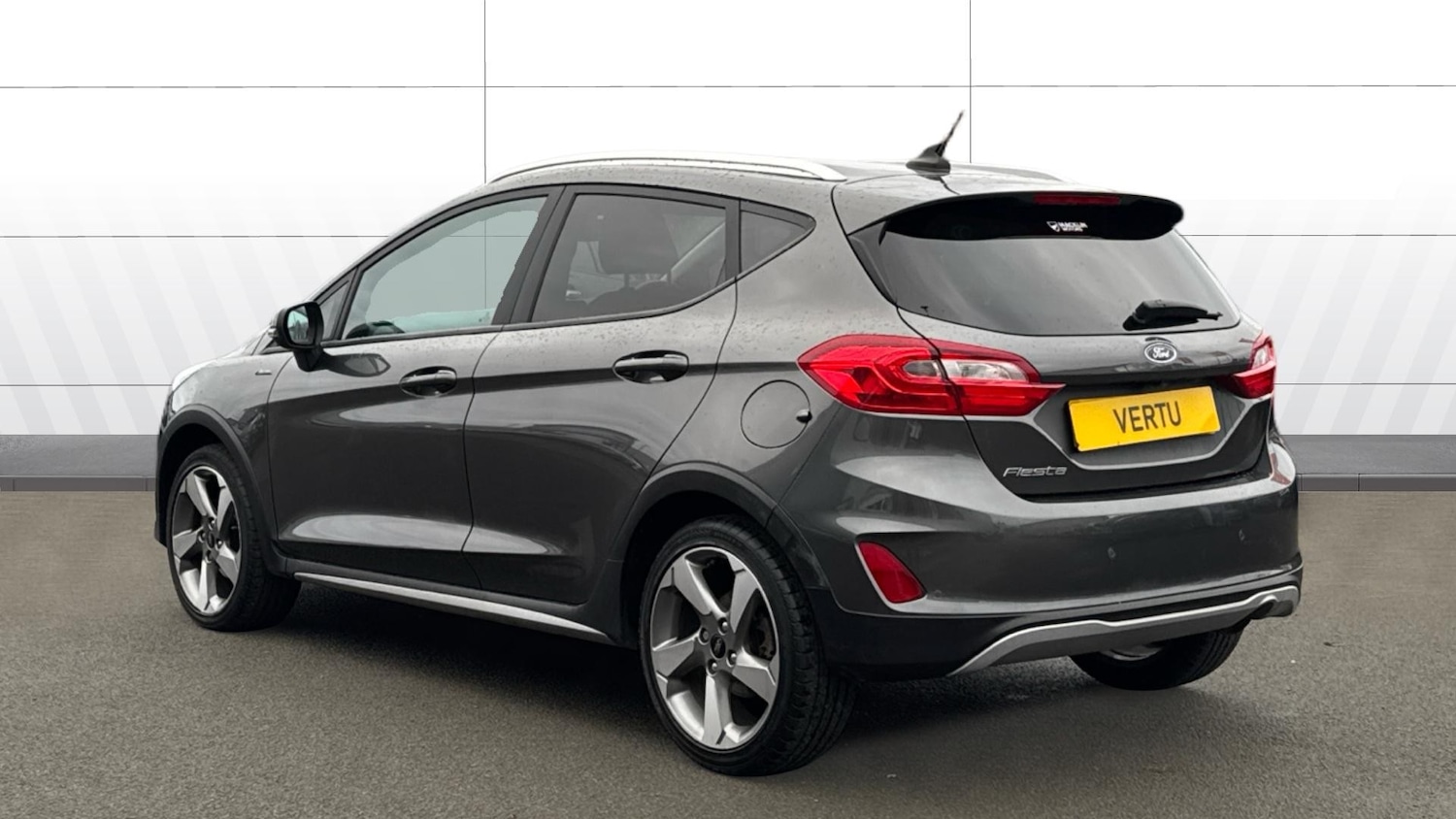 Used Ford Fiesta 2020 for sale - 77365107: Photo 2