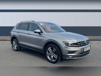 2017 (67) - 2.0 TDi 150 4Motion SEL 5dr Diesel Estate