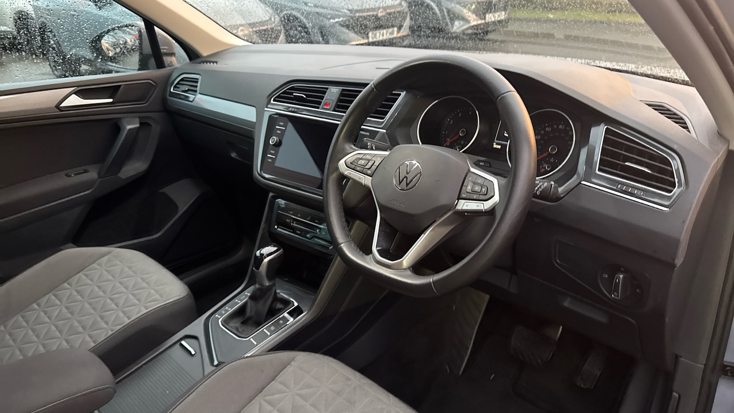 Used Volkswagen Tiguan 2020 for sale - 77138440: Photo 11