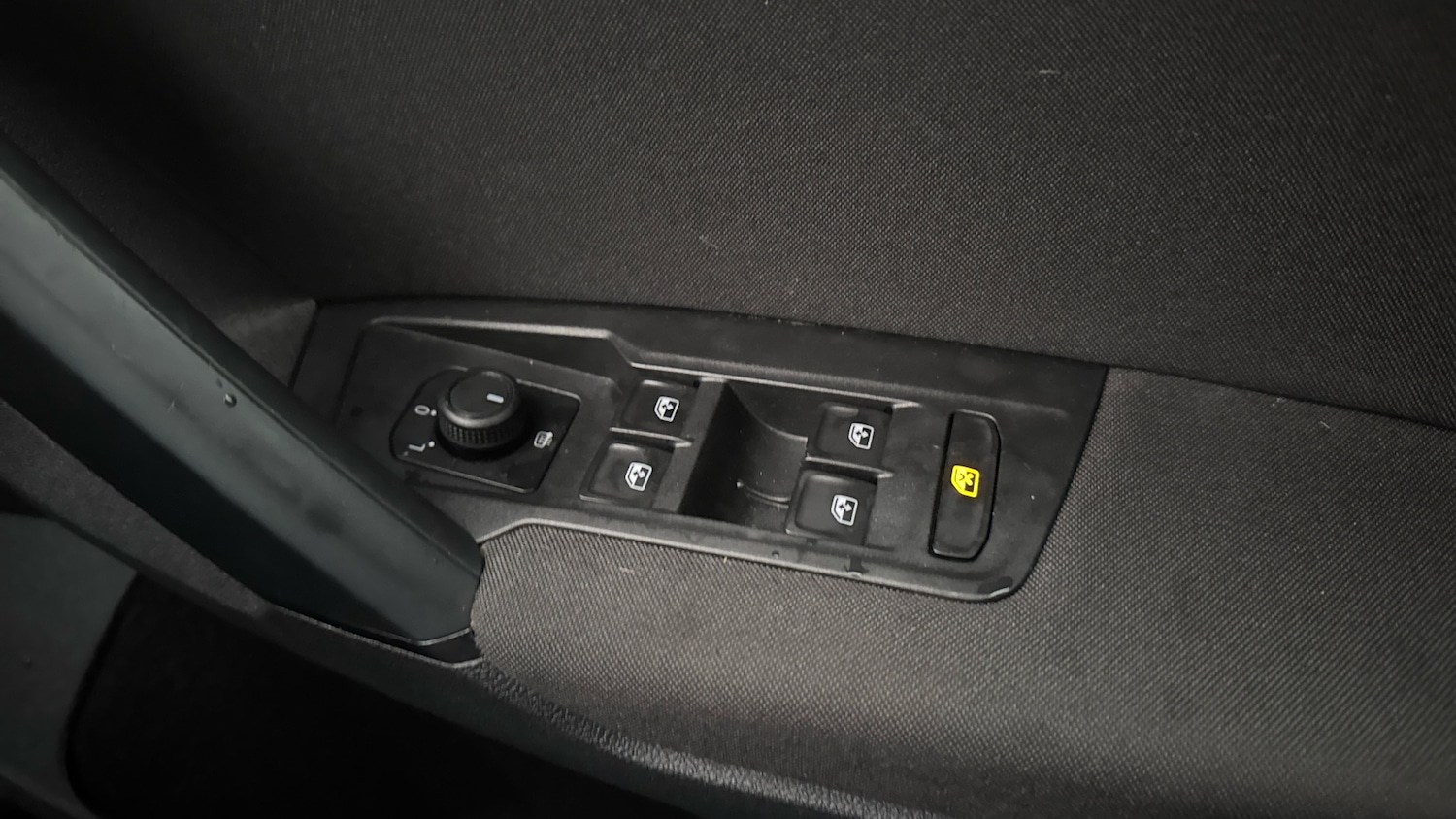 Used Volkswagen Tiguan 2020 for sale - 77138440: Photo 32