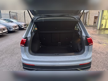 Used Volkswagen Tiguan 2020 for sale - 77138440: Photo