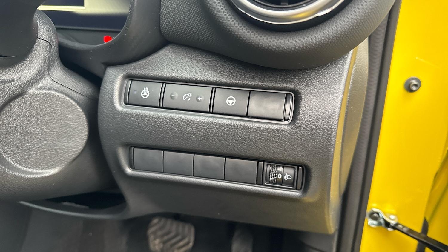 Used Nissan Juke 2025 for sale - 76910939: Photo 32