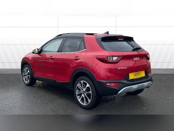 Used Kia Stonic 2021 for sale - 76568358: Photo