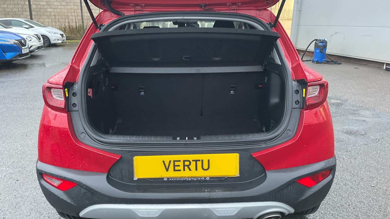 Used Kia Stonic 2021 for sale - 76568358: Photo 4