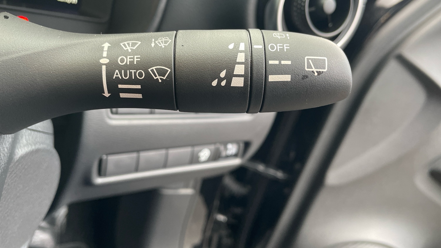 Used Nissan Juke 2024 for sale - 77245450: Photo 31