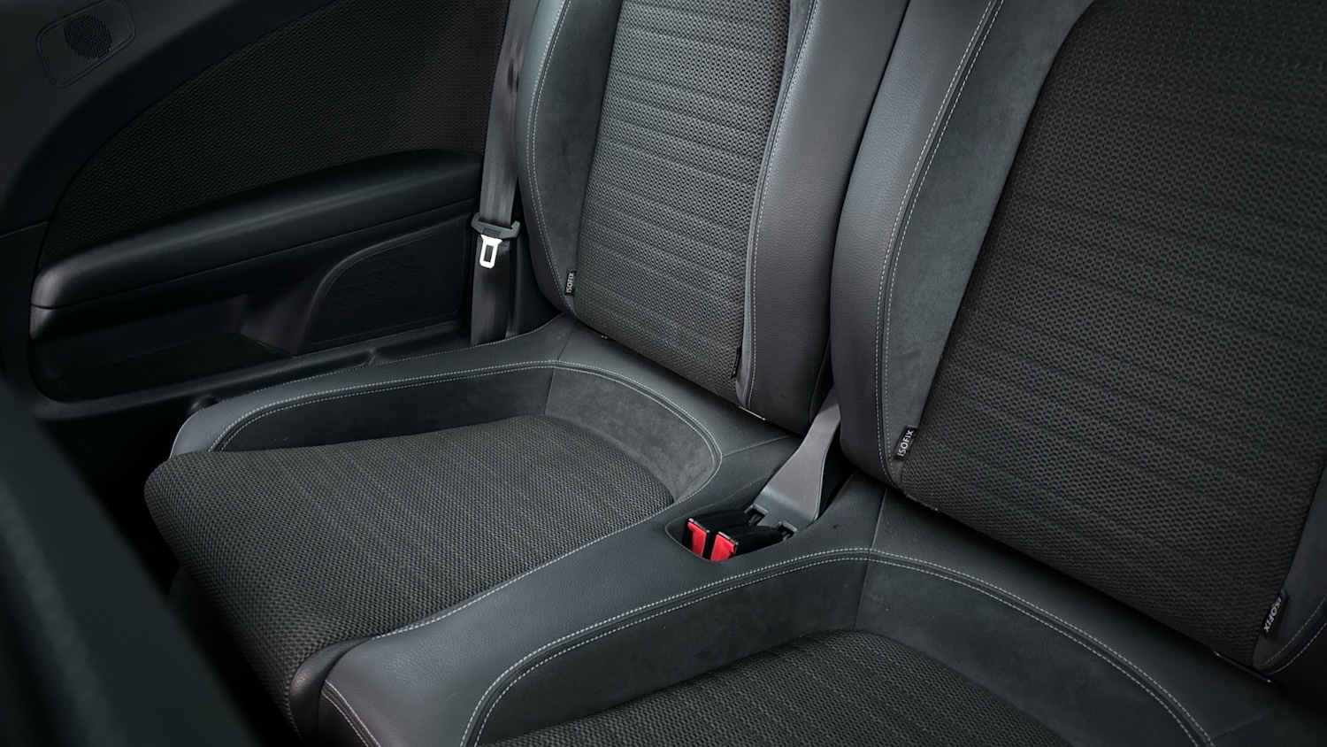 Used Volkswagen Scirocco 2015 for sale - 77300946: Photo 16