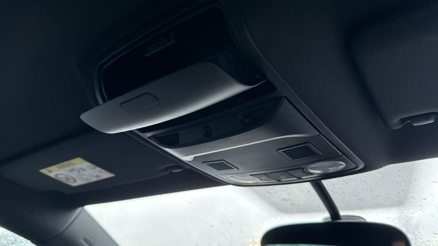 Used Volkswagen Scirocco 2015 for sale - 77300946: Photo 31