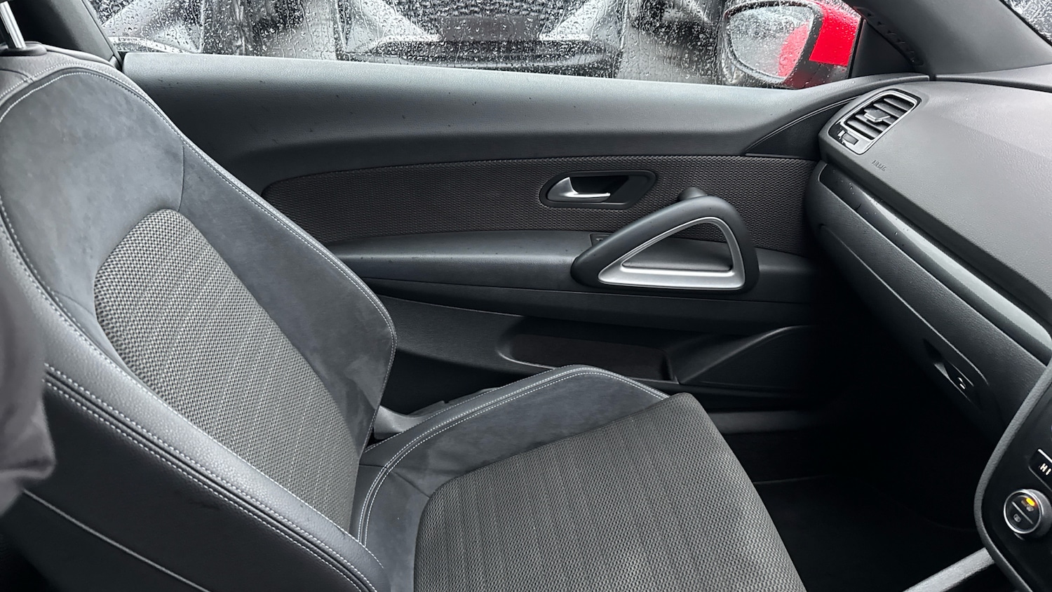 Used Volkswagen Scirocco 2015 for sale - 77300946: Photo 42