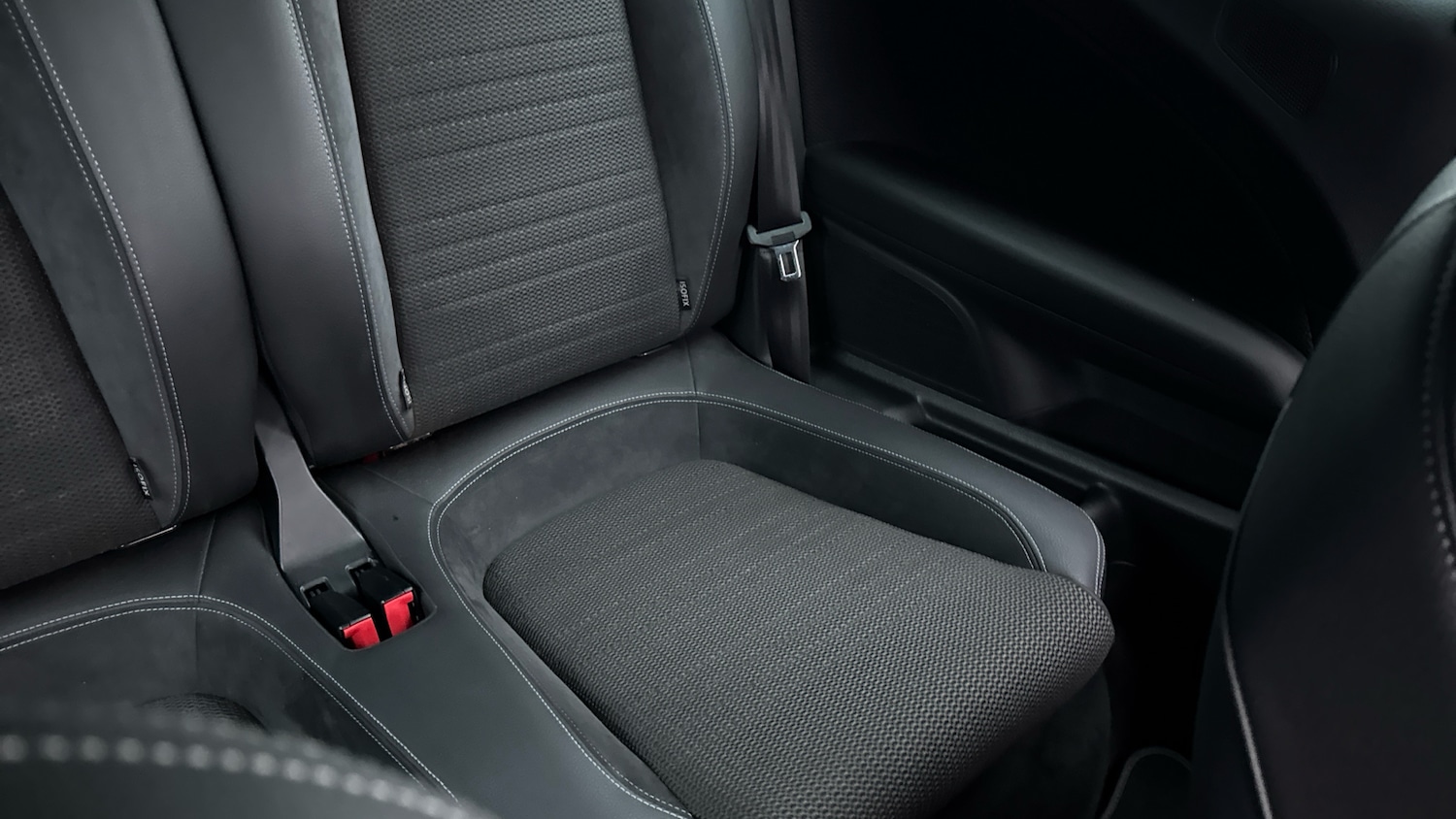 Used Volkswagen Scirocco 2015 for sale - 77300946: Photo 43