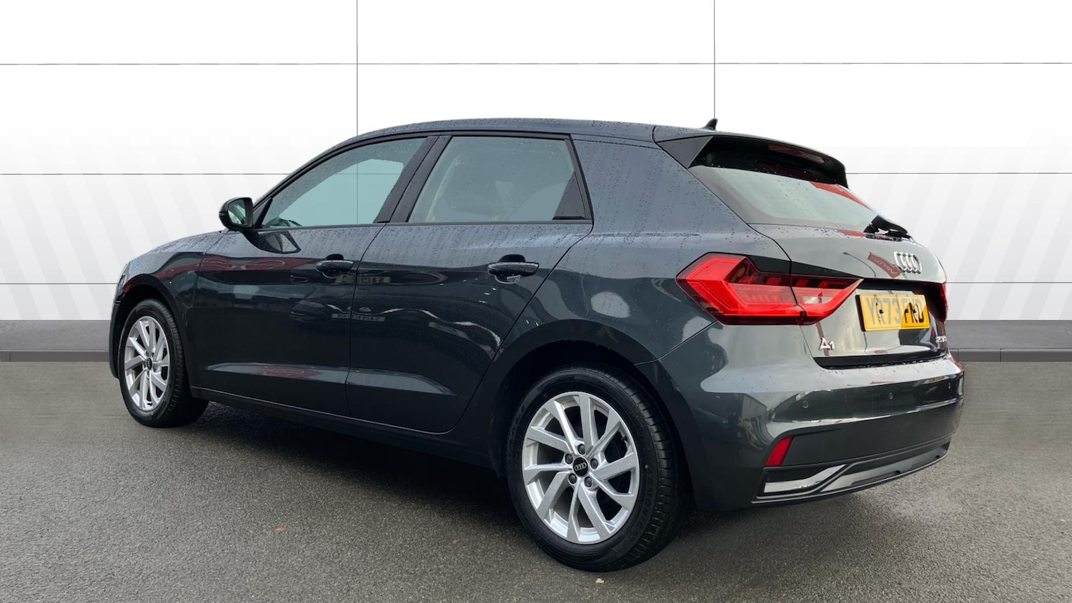Used Audi A1 2023 for sale - 76791750: Photo 2