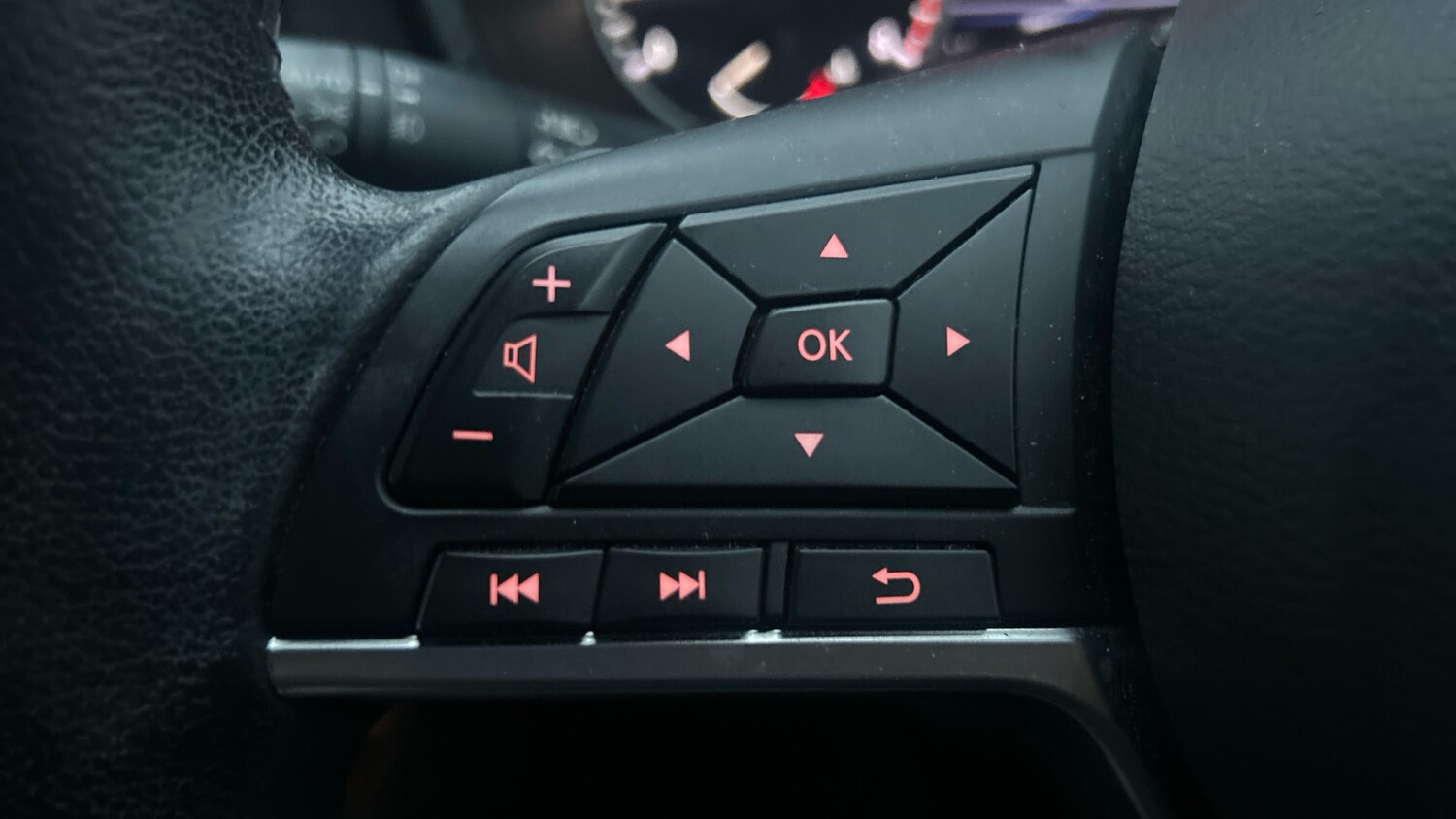 Used Nissan Juke 2021 for sale - 76544252: Photo 21