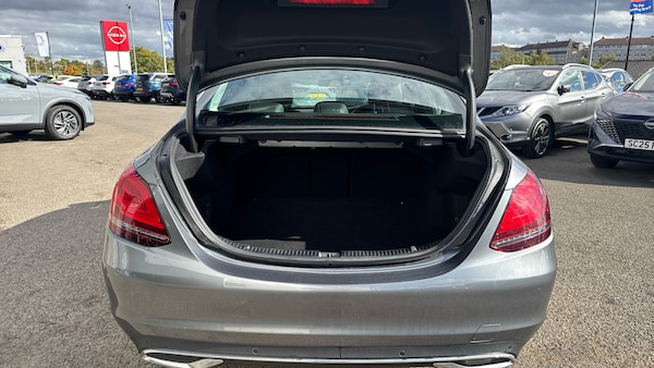 Used Mercedes-Benz C-Class 2020 for sale - 76206575: Photo 4