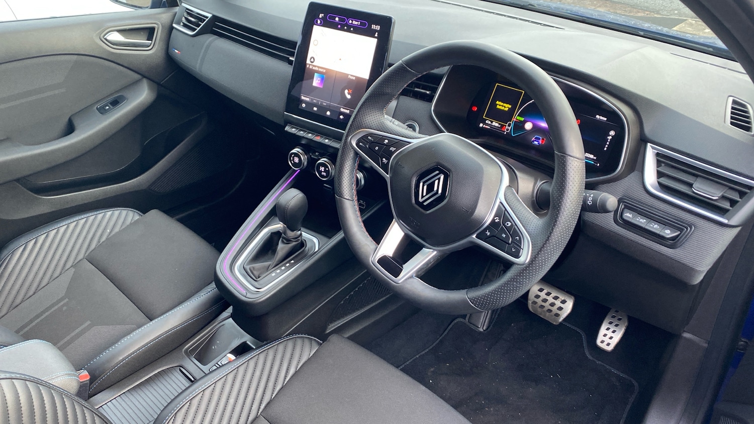 Used Renault Clio 2024 for sale - 77004254: Photo 11