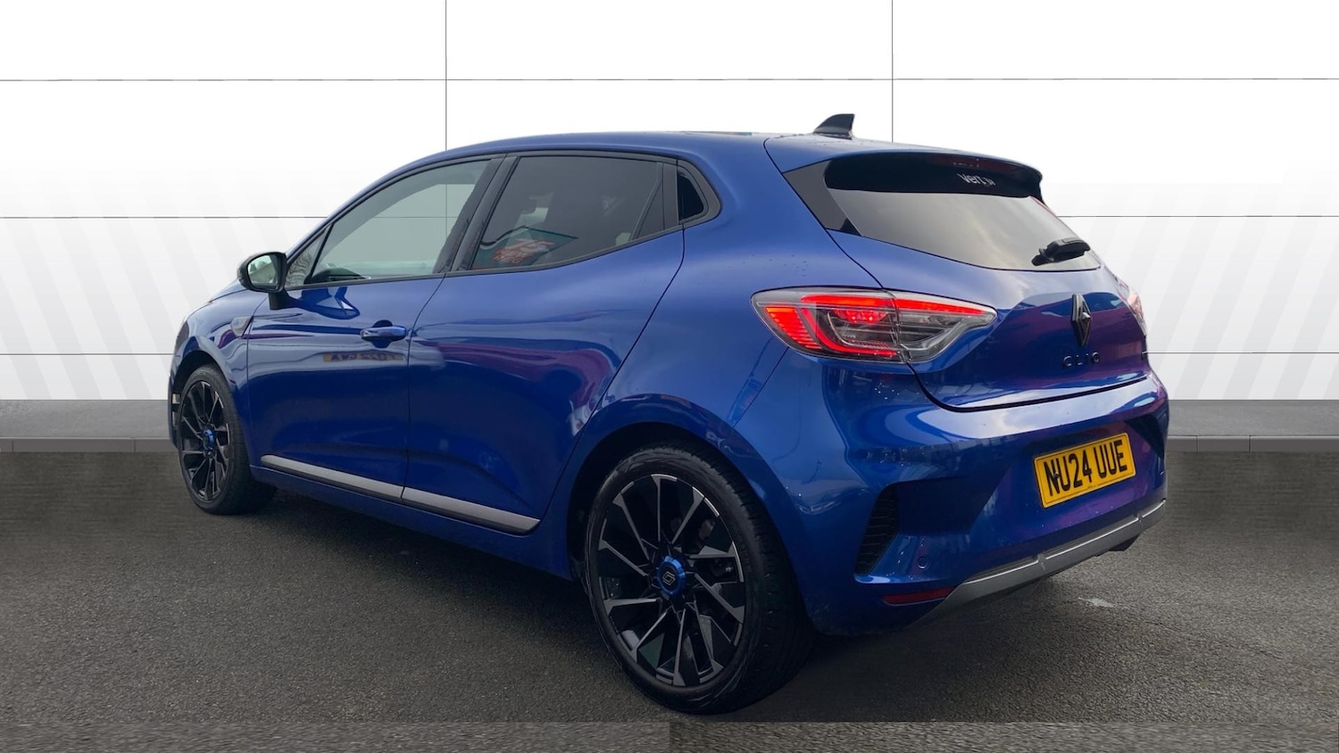 Used Renault Clio 2024 for sale - 77004254: Photo 2