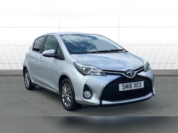 Used Toyota Yaris 2016 for sale - 79194279: Photo