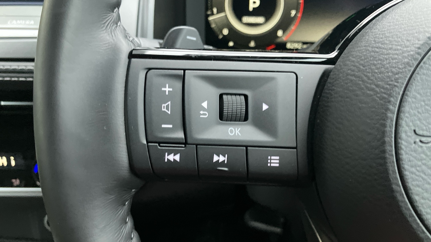 Used Nissan Qashqai 2024 for sale - 77023948: Photo 21