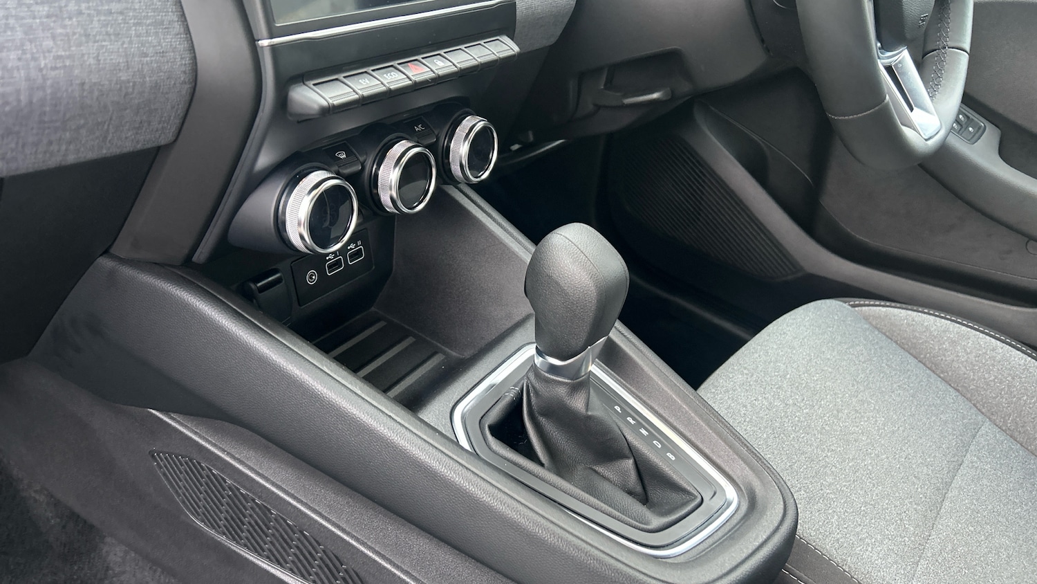 Used Renault Clio 2024 for sale - 77004264: Photo 13